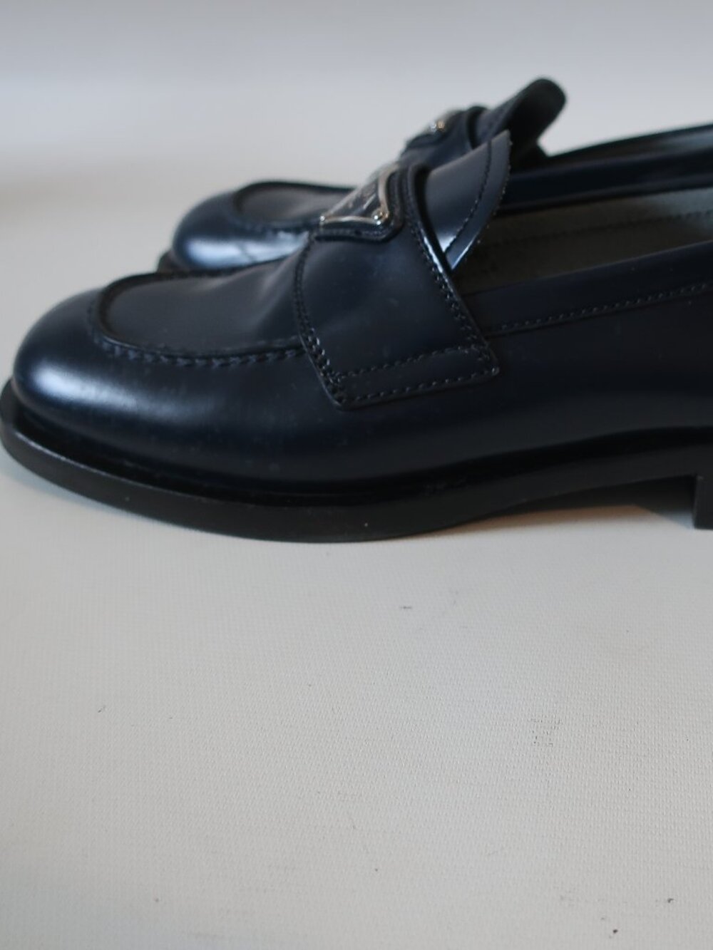 Authentic Womens Prada Dark Navy Blue Brushed Leather Logo Loafers 35.5 US/5.5 - Picture 5 of 16
